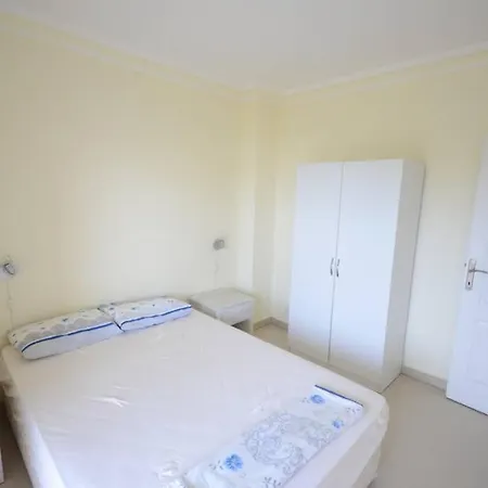 Beach Front For Rent Apartment
